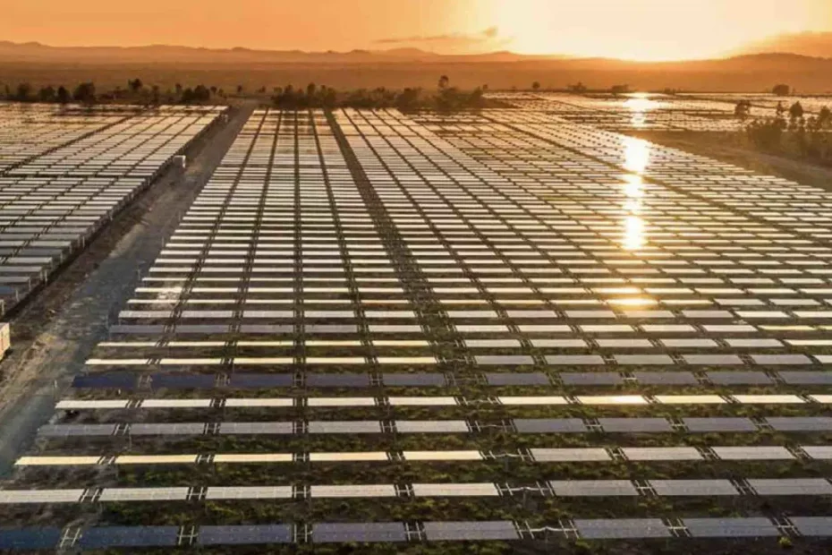 Federal government approves Queensland solar and battery hybrid project in just 19 days