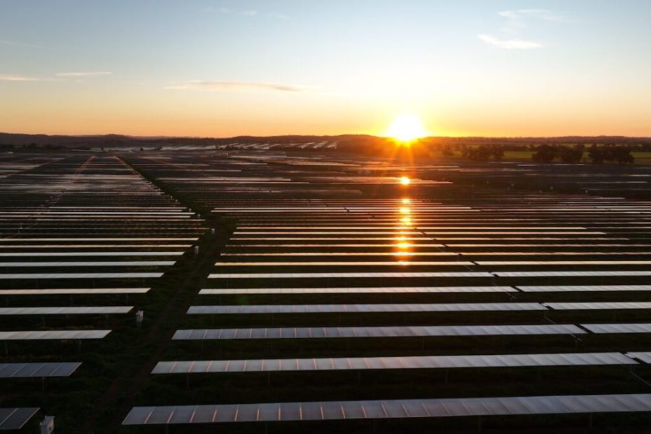 Grass fire at one of Australia’s biggest solar farms forces facility offline for a day, no word yet on cause