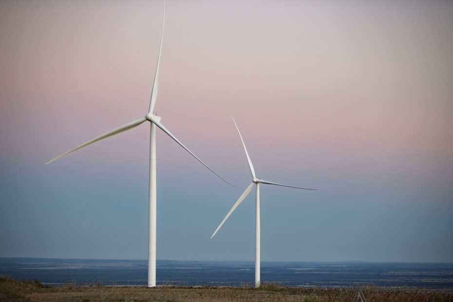 Wind, solar and battery projects at record high, but many stuck in funding, supply chain and other bottlenecks