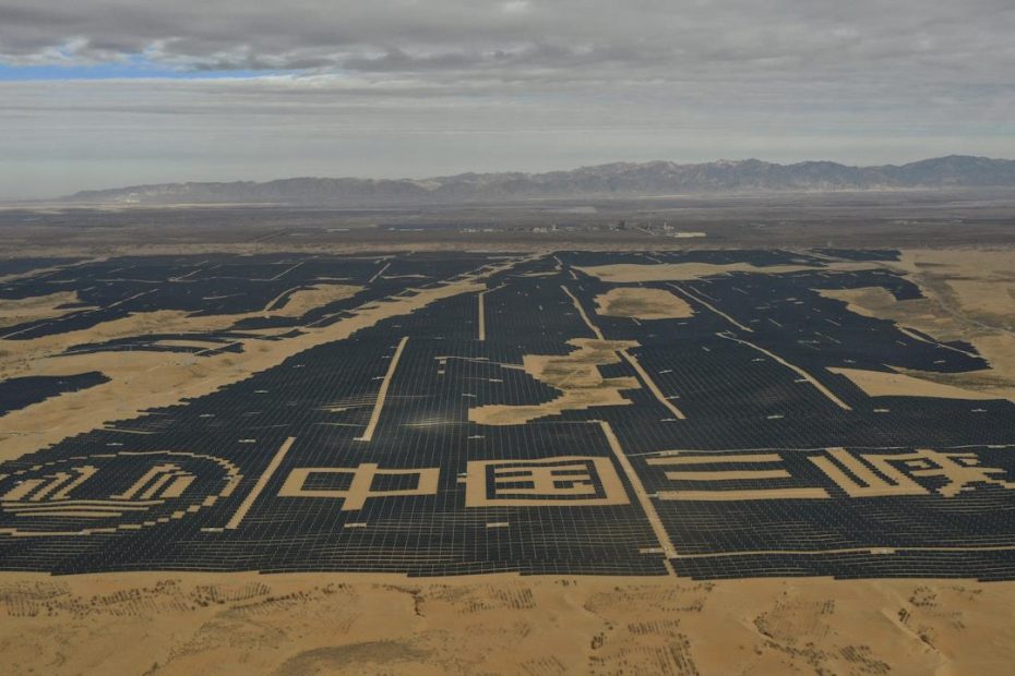 “Desert greening:” China’s massive solar farms create cool refuges for plants in Gobi desert