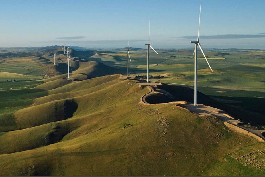 Wind and solar generation records tumble, despite drought, and as batteries continue to ramp up