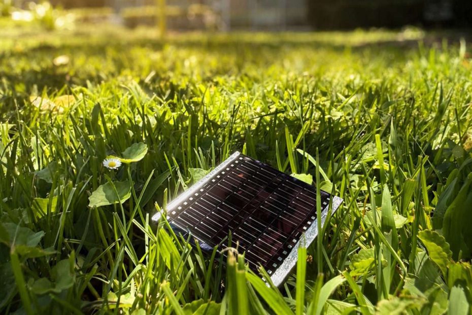 A piece of cake? Australian researchers turn to baking for improvements in solar cell efficiency