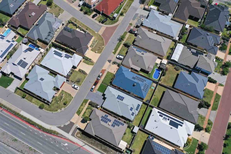 Rooftop solar record tumbles as battery rebate drives 1 GW of new installs over just three months