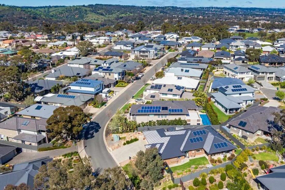 Mild winter and abundant rooftop solar sends grid demand to record lows – just 2 MW in one state