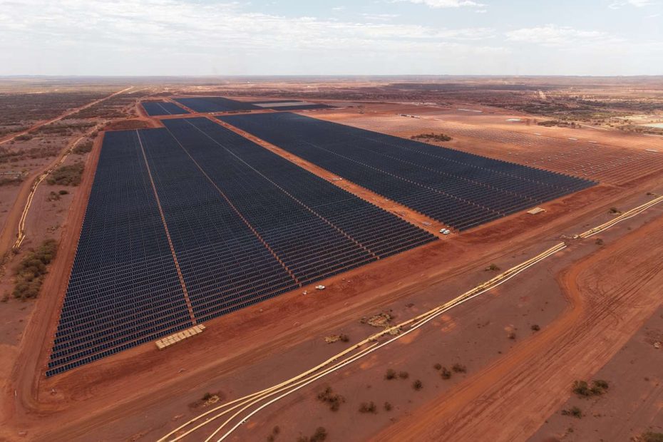 “Big savings:” Fortescue signs first 3rd party customer for its giant Pilbara “green grid”